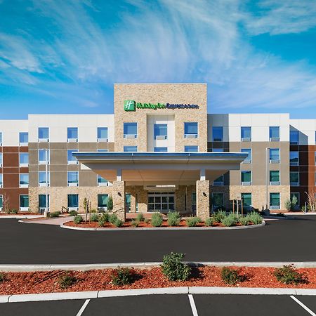 Holiday Inn Express & Suites Oakhurst-Yosemite Park Area By Ihg Bagian luar foto