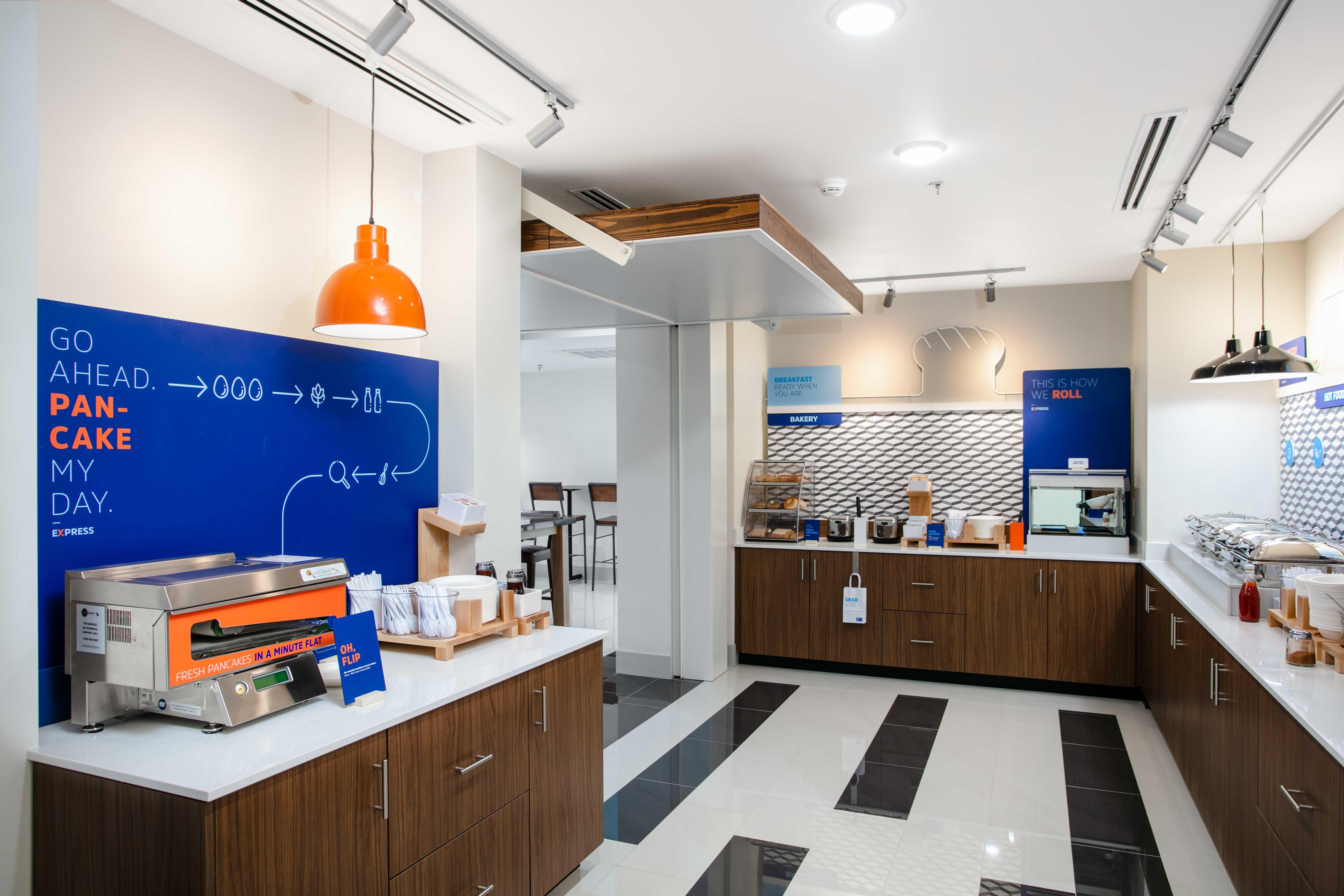 Holiday Inn Express & Suites Oakhurst-Yosemite Park Area By Ihg Bagian luar foto
